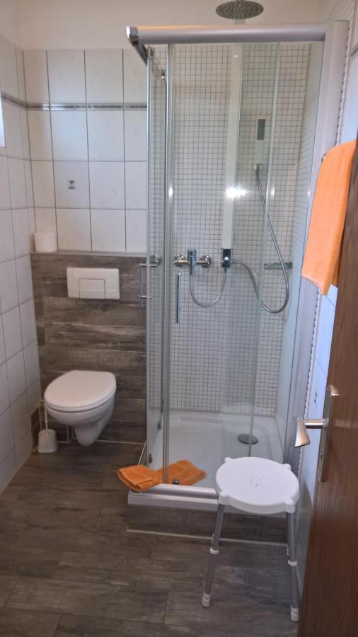 Ems-Hotel Emden Bagian luar foto